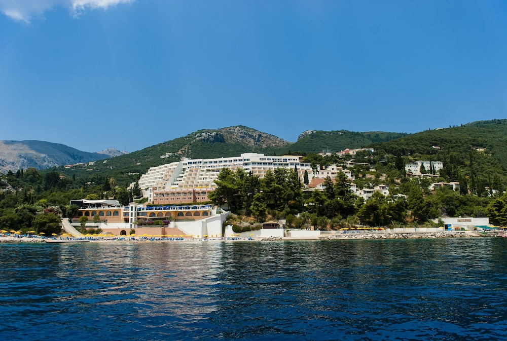 Sunshine Corfu Hotel & Spa All Inclusive — Hotel building in Nisaki, Ionian Islands