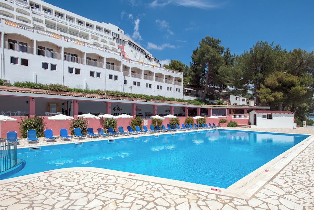 Sunshine Corfu Hotel & Spa All Inclusive — Swimming pool in Nisaki, Ionian Islands
