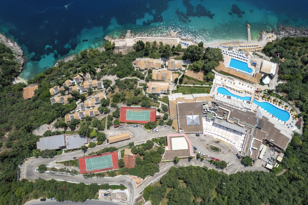 Sunshine Corfu Hotel & Spa All Inclusive — Sports & recreation in Nisaki, Ionian Islands