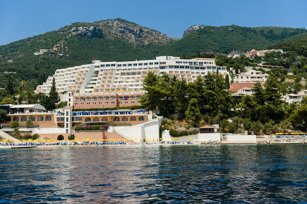 Sunshine Corfu Hotel & Spa All Inclusive — Hotel building in Nisaki, Ionian Islands
