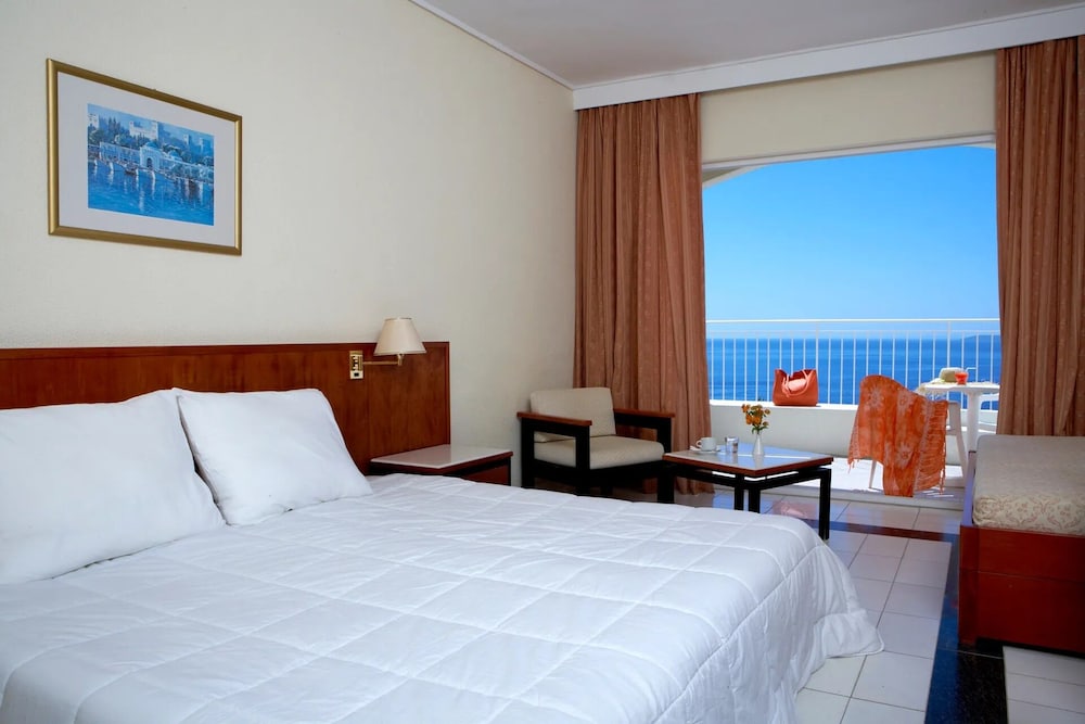 Sunshine Corfu Hotel & Spa All Inclusive — Hotel rooms in Nisaki, Ionian Islands