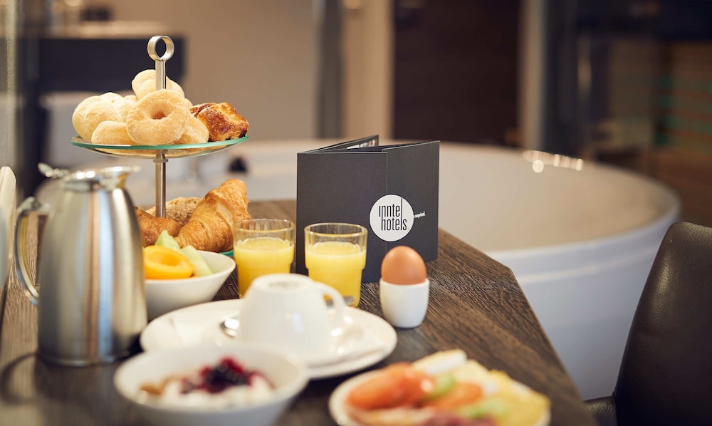 Inntel Hotels Amsterdam Centre — Hotel rooms in Amsterdam, North Netherlands