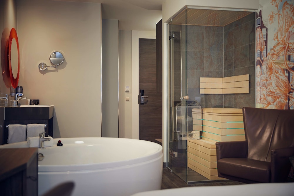 Inntel Hotels Amsterdam Centre — Hotel rooms in Amsterdam, North Netherlands