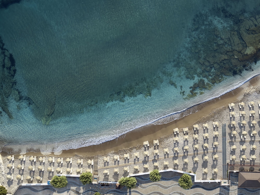 Creta Maris Resort - All Inclusive — Beach in Hersonissos