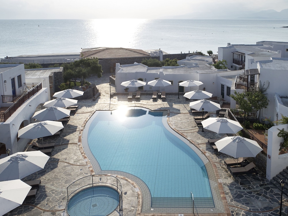 Creta Maris Resort - All Inclusive — Swimming pool in Hersonissos