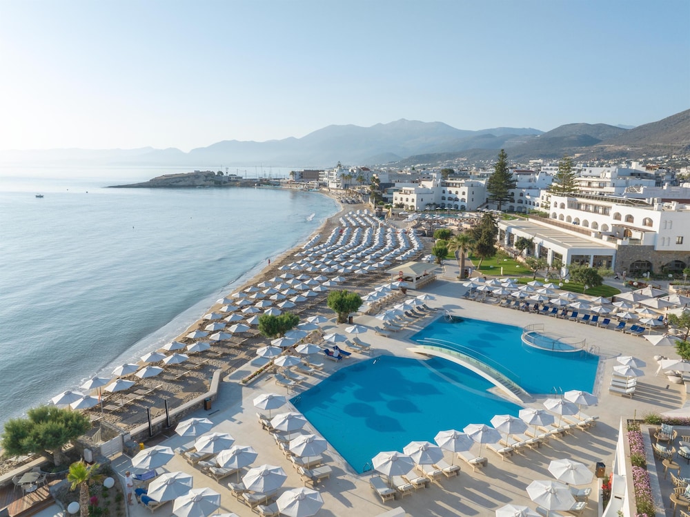 Creta Maris Resort - All Inclusive — Beach in Hersonissos