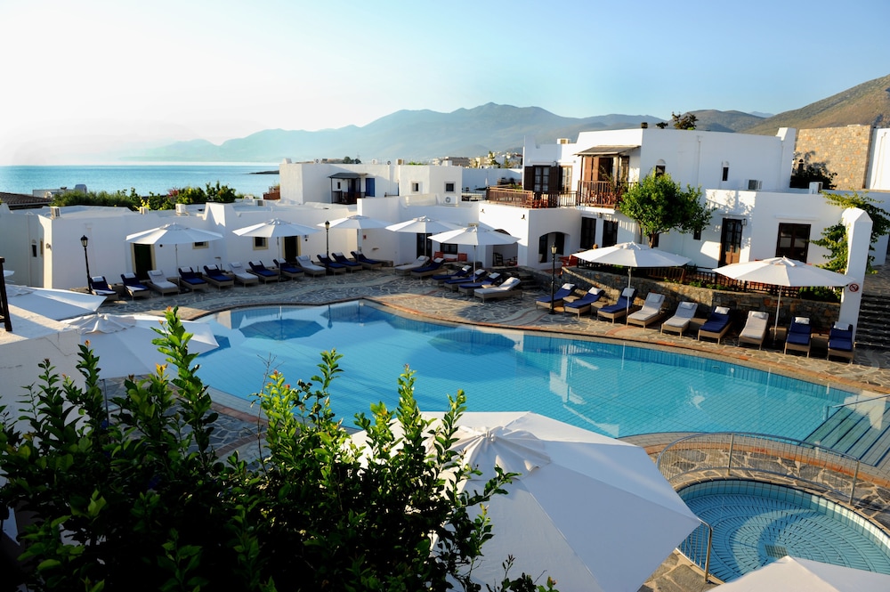 Creta Maris Resort - All Inclusive — Swimming pool in Hersonissos