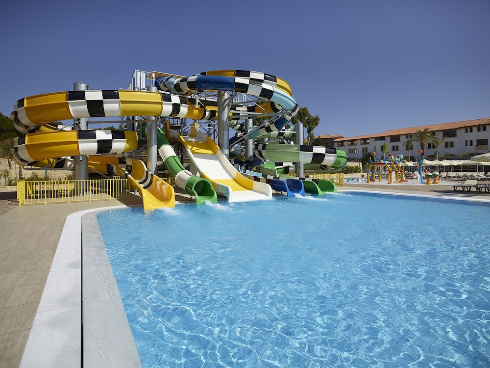 Creta Maris Resort - All Inclusive — Attractions for children in Hersonissos