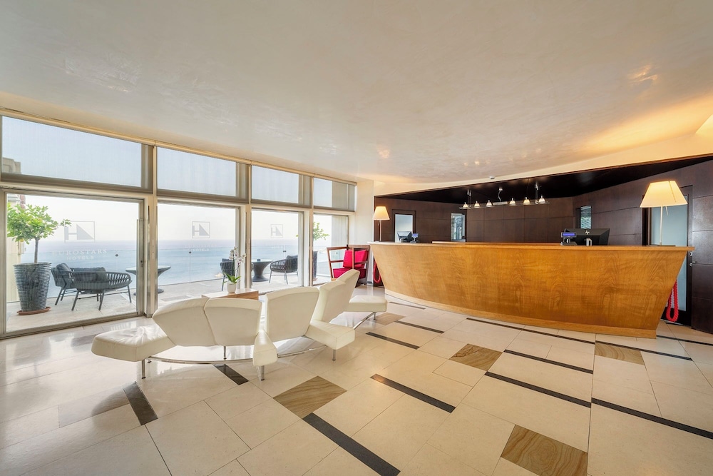 Eurostars Monte Tauro — Hotel building in Taormina, Sicily