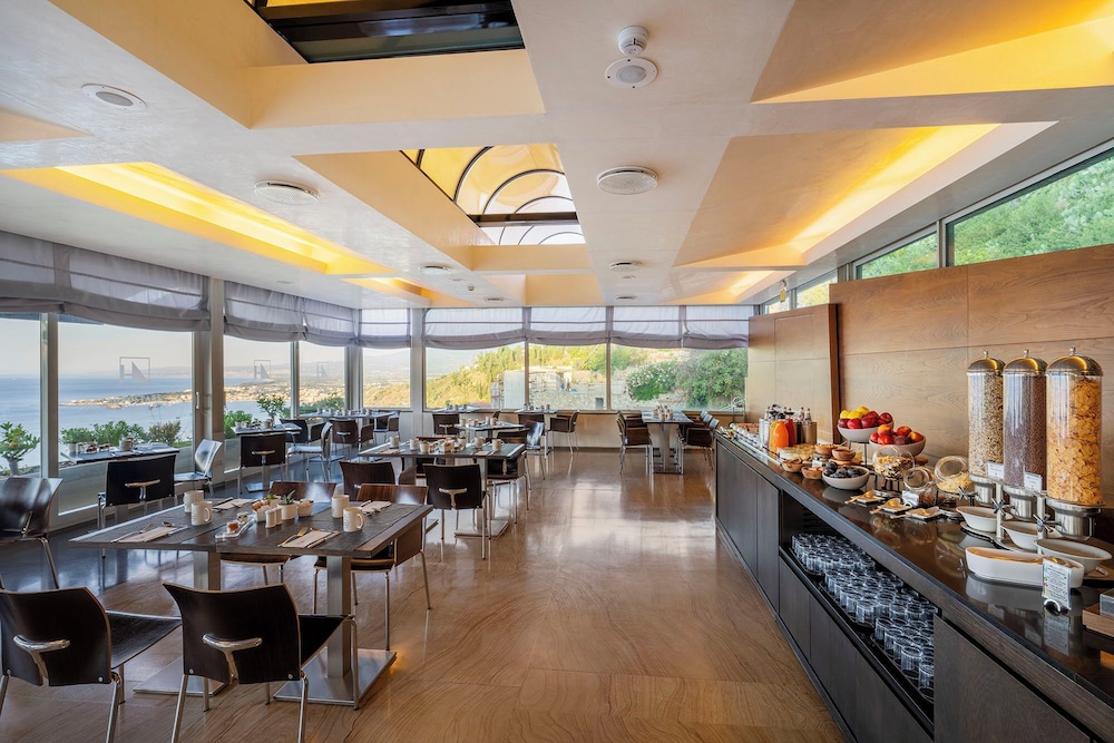 Eurostars Monte Tauro — Restaurant & bars in Taormina, Sicily
