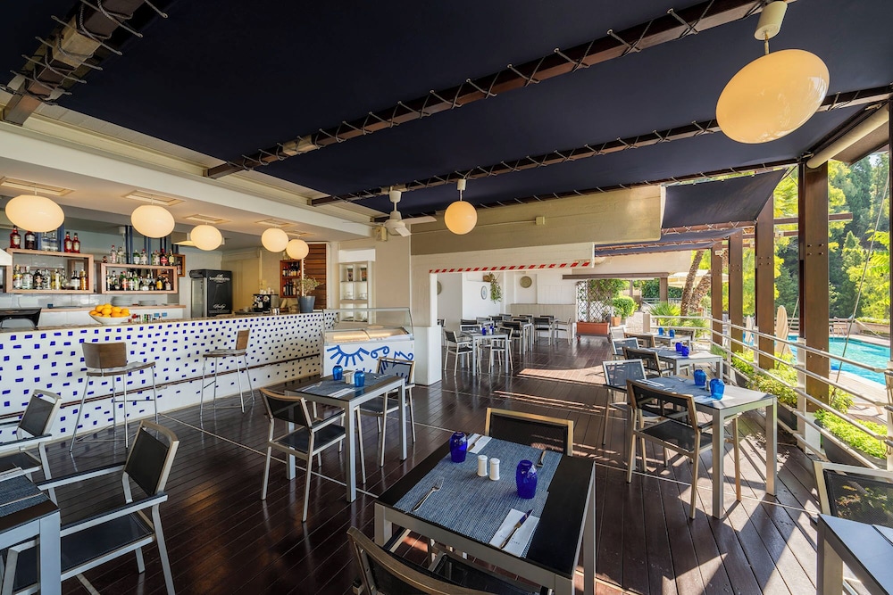 Eurostars Monte Tauro — Restaurant & bars in Taormina, Sicily