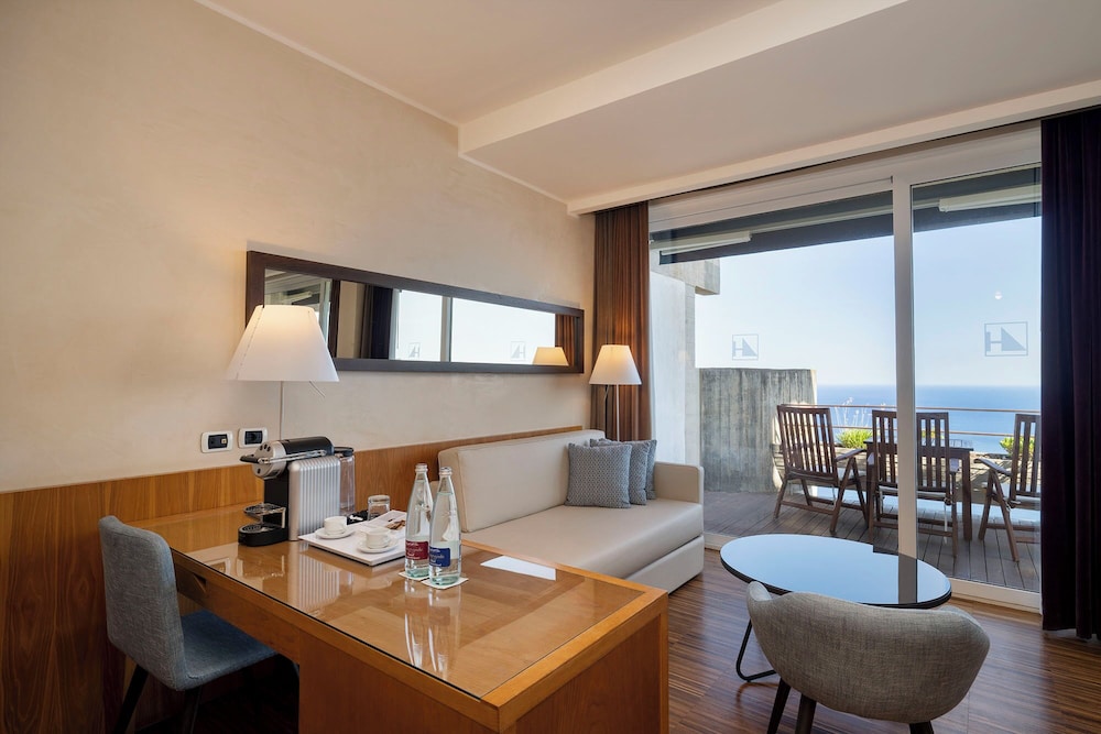 Eurostars Monte Tauro — Hotel rooms in Taormina, Sicily