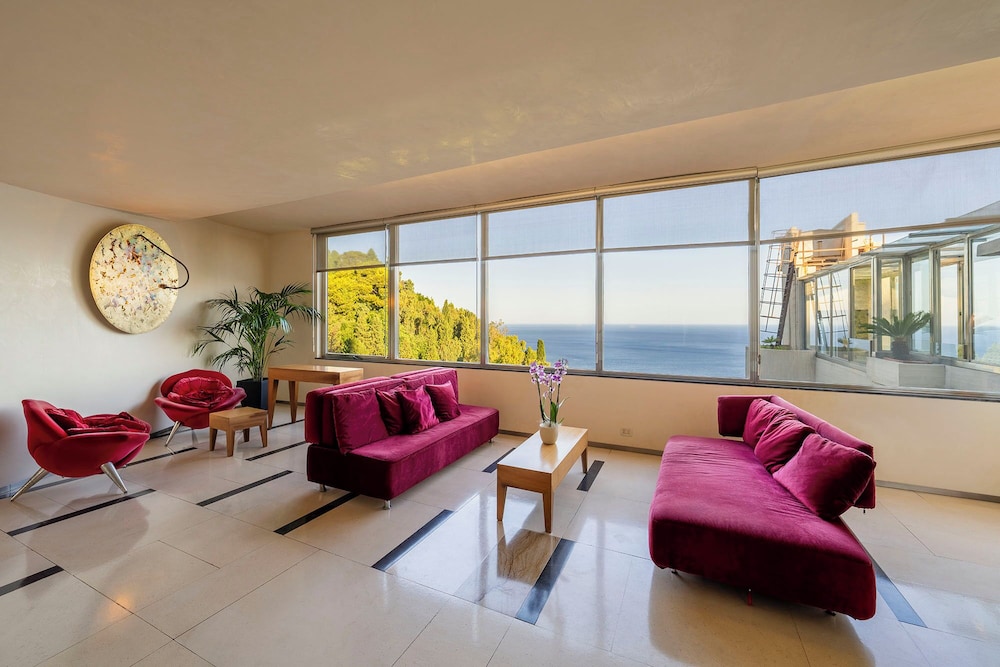 Eurostars Monte Tauro — Hotel rooms in Taormina, Sicily
