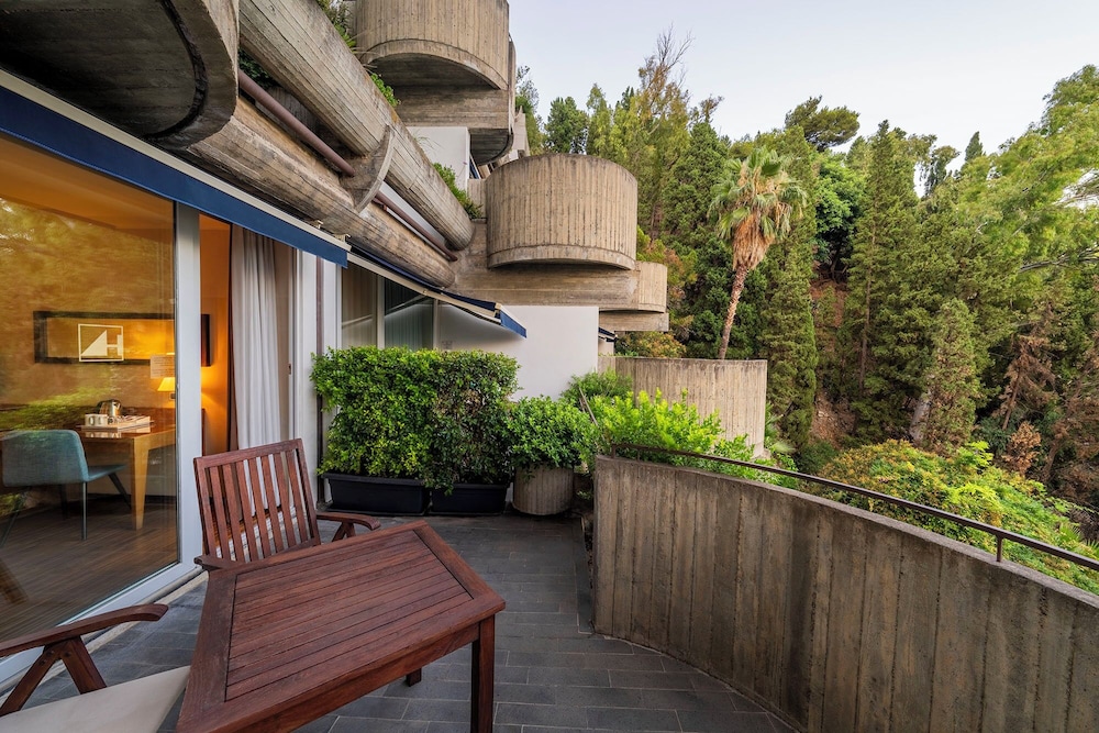Eurostars Monte Tauro — Hotel building in Taormina, Sicily