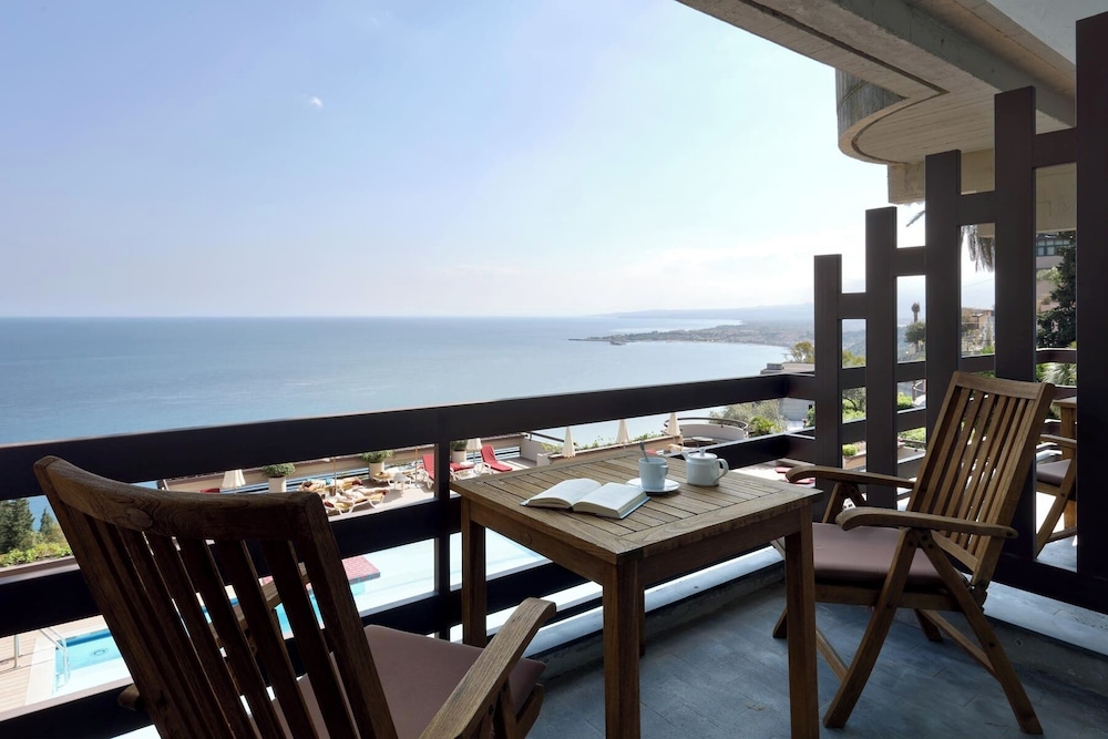 Eurostars Monte Tauro — Hotel rooms in Taormina, Sicily