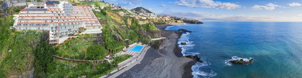 Hotel Orca Praia – Adults Only