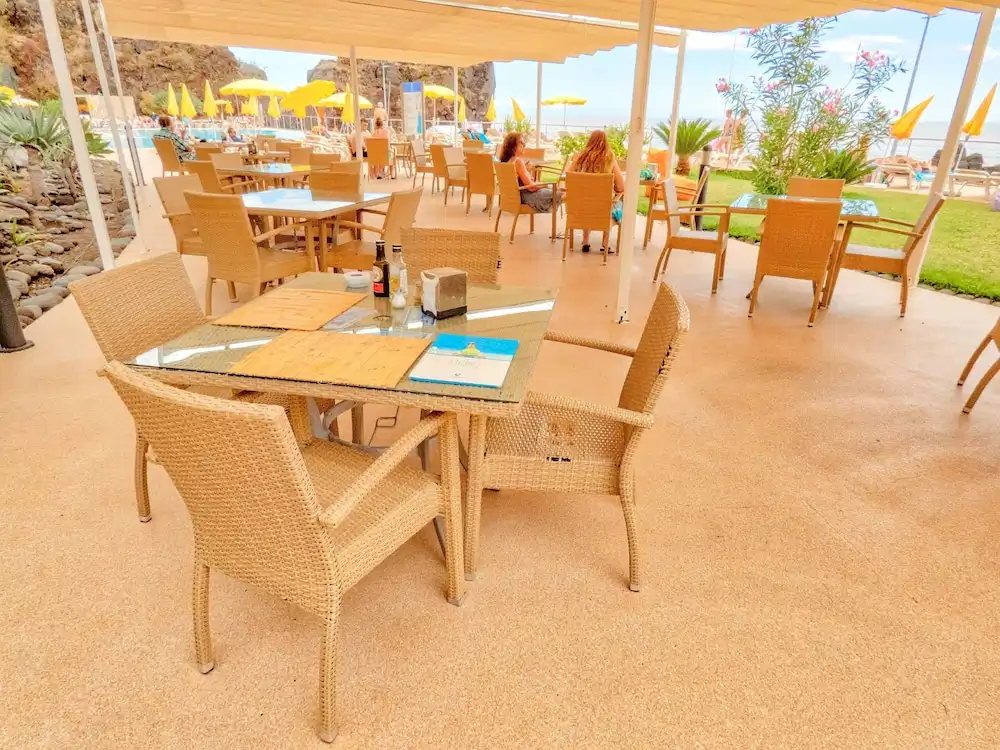 Hotel Orca Praia – Adults Only — Restaurant & bars in Funchal, Madeira