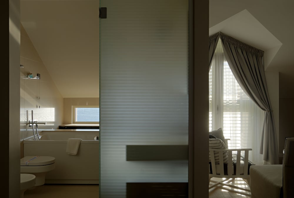 Hotel Osejava — Hotel rooms in Makarska, Split-Dalmatia