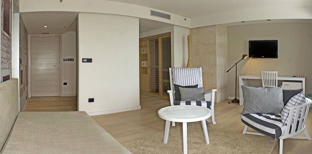 Hotel Osejava — Hotel rooms in Makarska, Split-Dalmatia