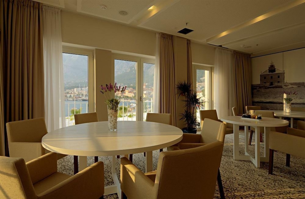 Hotel Osejava — Hotel rooms in Makarska, Split-Dalmatia