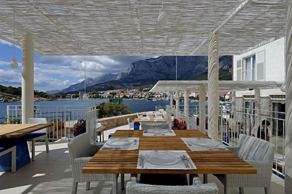 Hotel Osejava — Restaurant & bars in Makarska, Split-Dalmatia