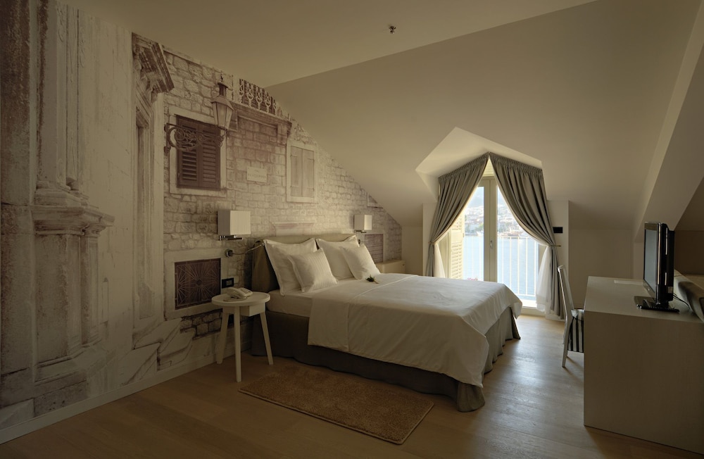 Hotel Osejava — Hotel rooms in Makarska, Split-Dalmatia