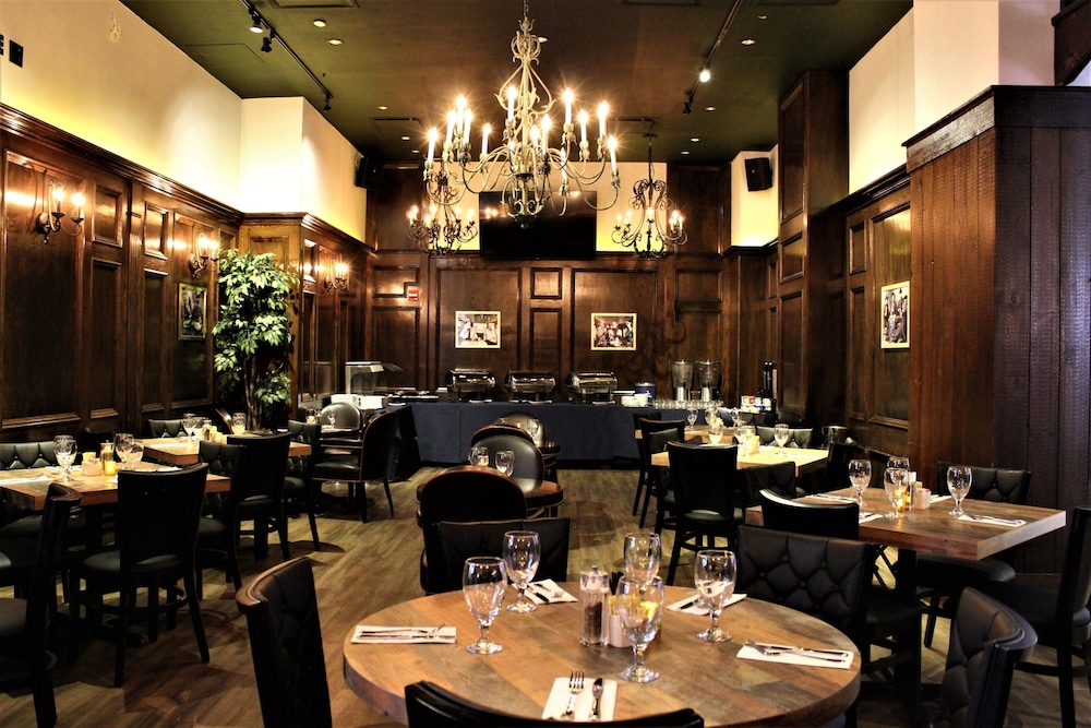 Holiday Inn New York City - Times Square by IHG — Restaurant & bars in New York City, New York State