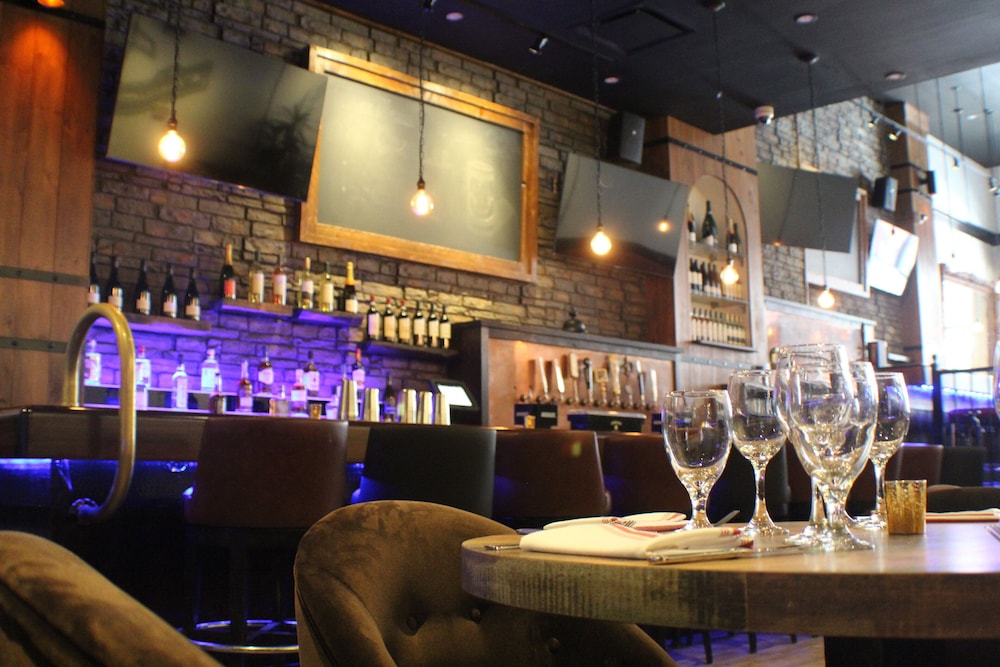 Holiday Inn New York City - Times Square by IHG — Restaurant & bars in New York City, New York State