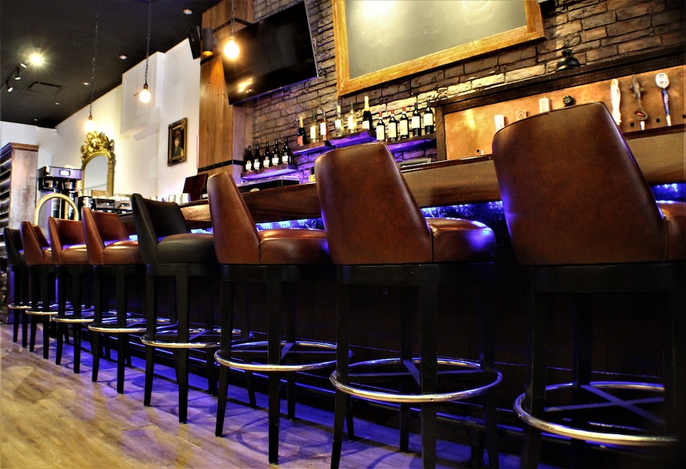 Holiday Inn New York City - Times Square by IHG — Restaurant & bars in New York City, New York State