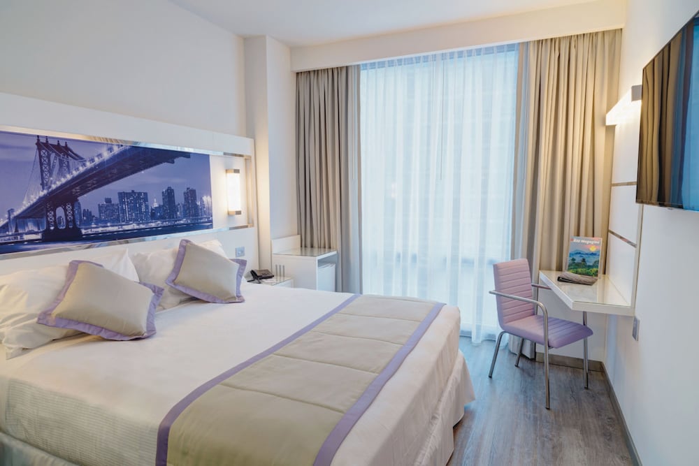 Hotel Riu Plaza New York Times Square — Hotel rooms in New York City, New York State
