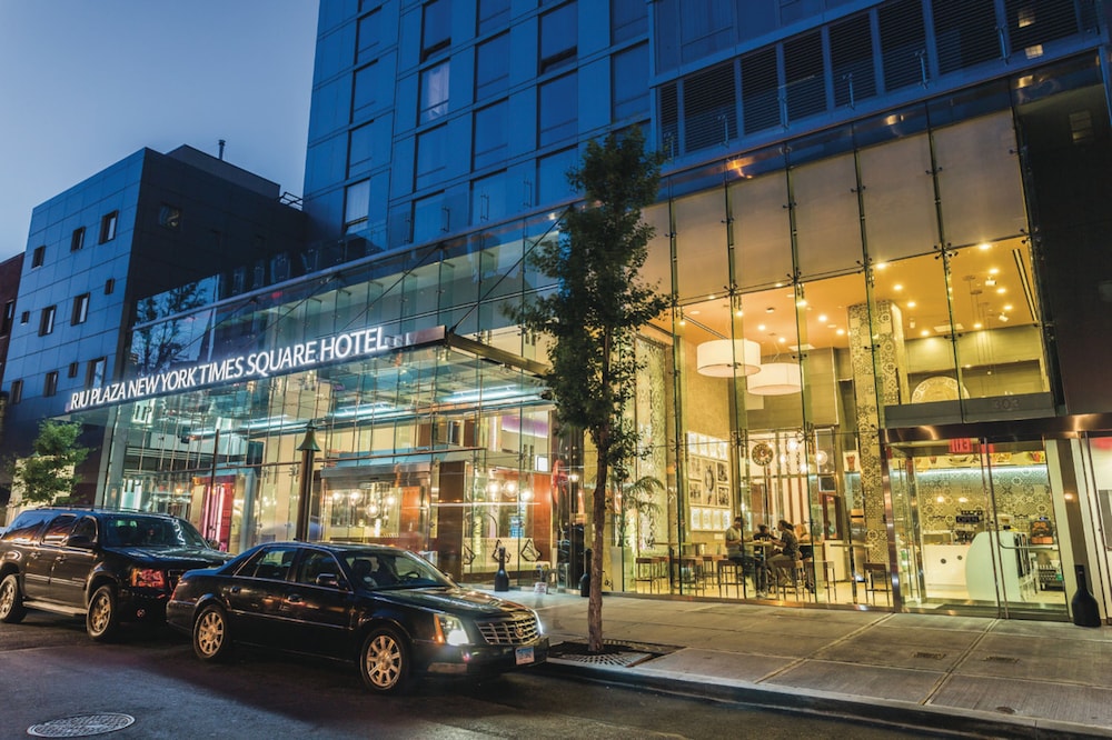 Hotel Riu Plaza New York Times Square — Hotel building in New York City, New York State