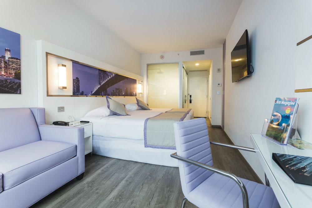 Hotel Riu Plaza New York Times Square — Hotel rooms in New York City, New York State