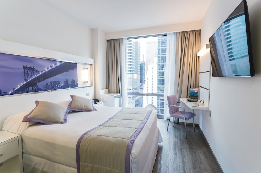 Hotel Riu Plaza New York Times Square — Hotel rooms in New York City, New York State