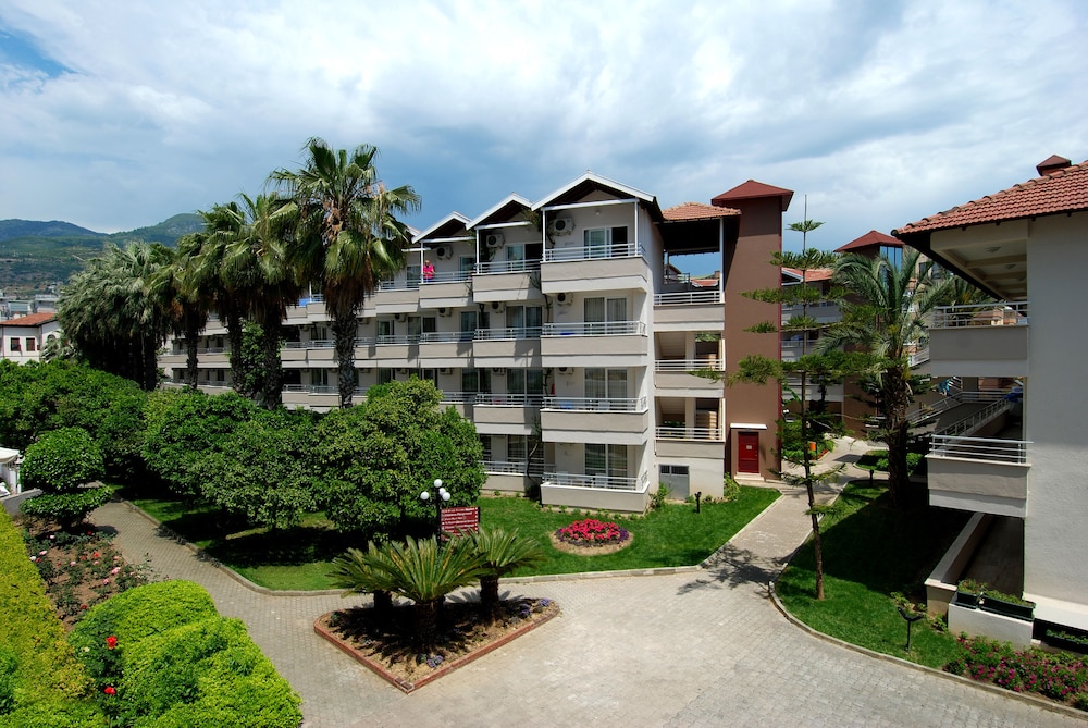 Panorama Hotel — Hotel building in Alanya