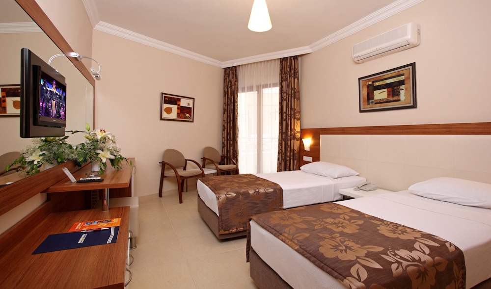 Panorama Hotel — Hotel rooms in Alanya