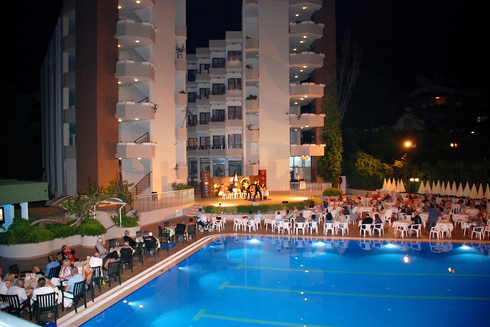 Panorama Hotel — Swimming pool in Alanya