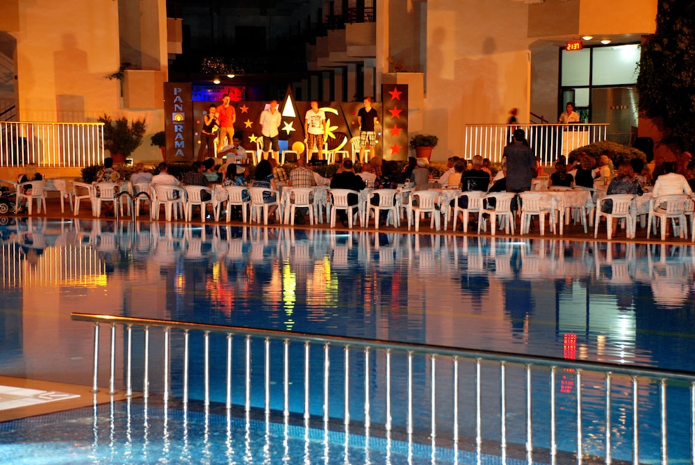 Panorama Hotel — Swimming pool in Alanya