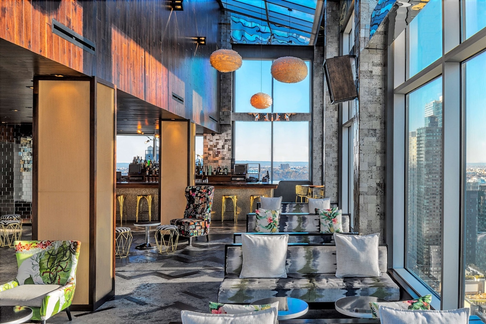 DoubleTree by Hilton New York Times Square West — Restaurant & bars in New York City, New York State