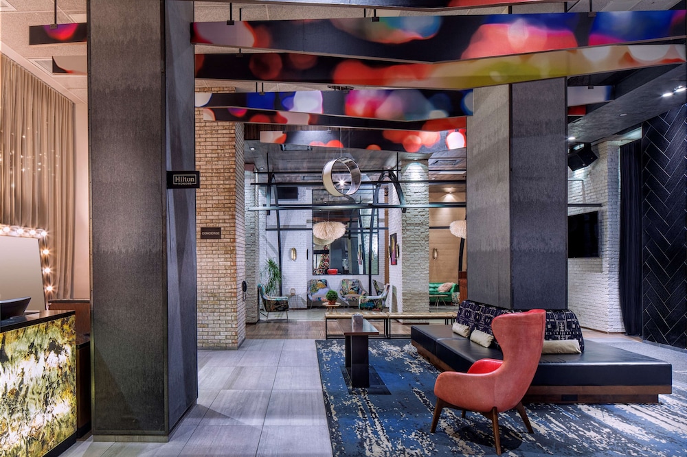 DoubleTree by Hilton New York Times Square West — Hotel building in New York City, New York State