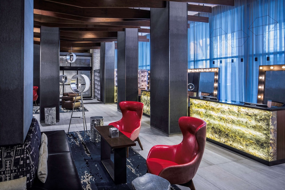DoubleTree by Hilton New York Times Square West — Restaurant & bars in New York City, New York State