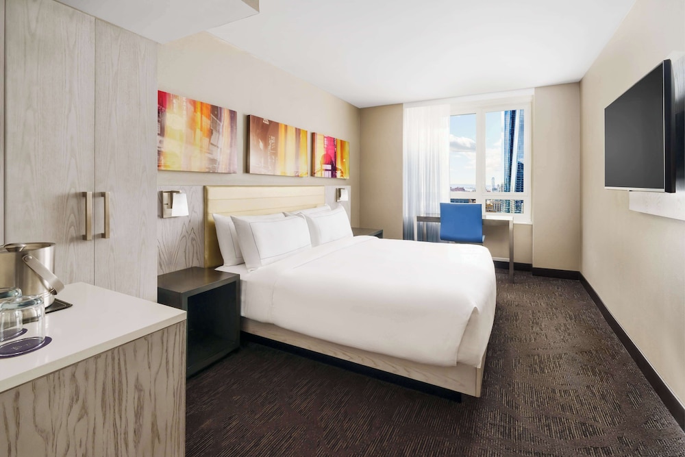 DoubleTree by Hilton New York Times Square West — Hotel rooms in New York City, New York State