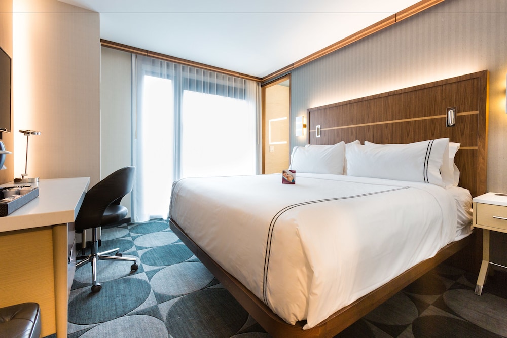 Crowne Plaza HY36 Midtown Manhattan by IHG — Hotel rooms in New York City, New York State