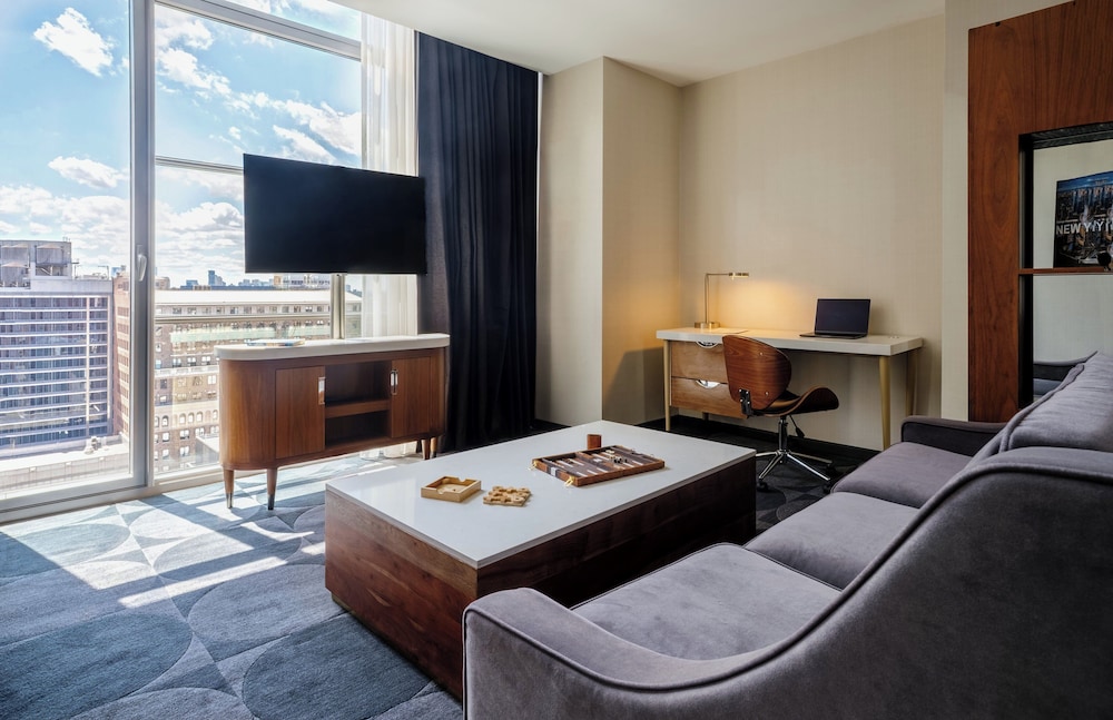 Crowne Plaza HY36 Midtown Manhattan by IHG — Hotel rooms in New York City, New York State