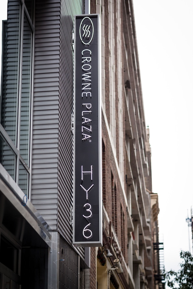 Crowne Plaza HY36 Midtown Manhattan by IHG — Hotel building in New York City, New York State