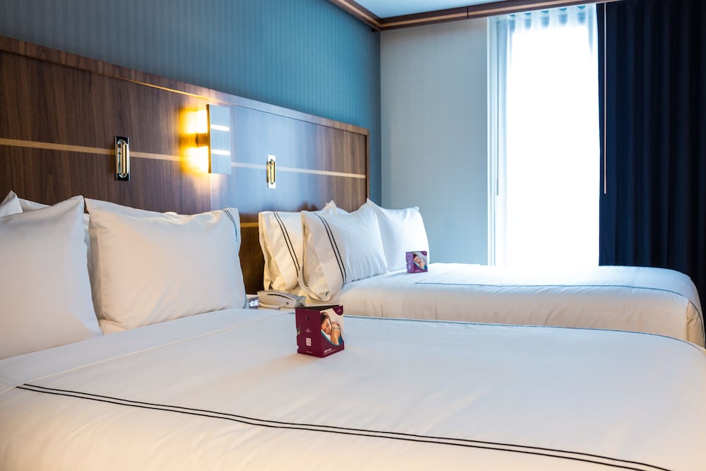 Crowne Plaza HY36 Midtown Manhattan by IHG — Hotel rooms in New York City, New York State