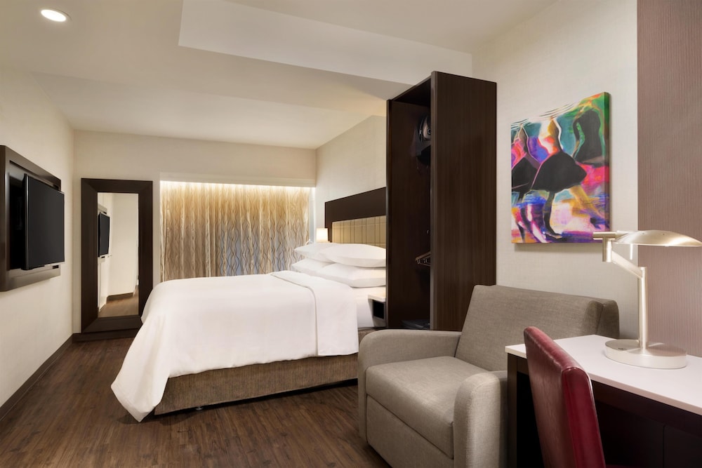 Embassy Suites by Hilton New York Manhattan Times Square — Hotel rooms in New York City, New York State
