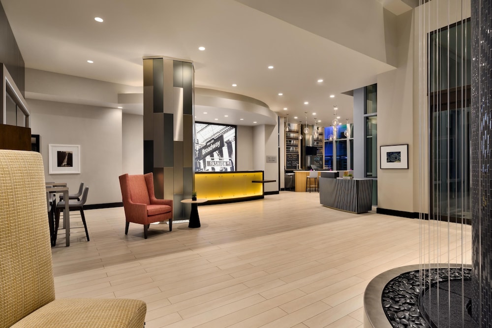 Embassy Suites by Hilton New York Manhattan Times Square — Restaurant & bars in New York City, New York State