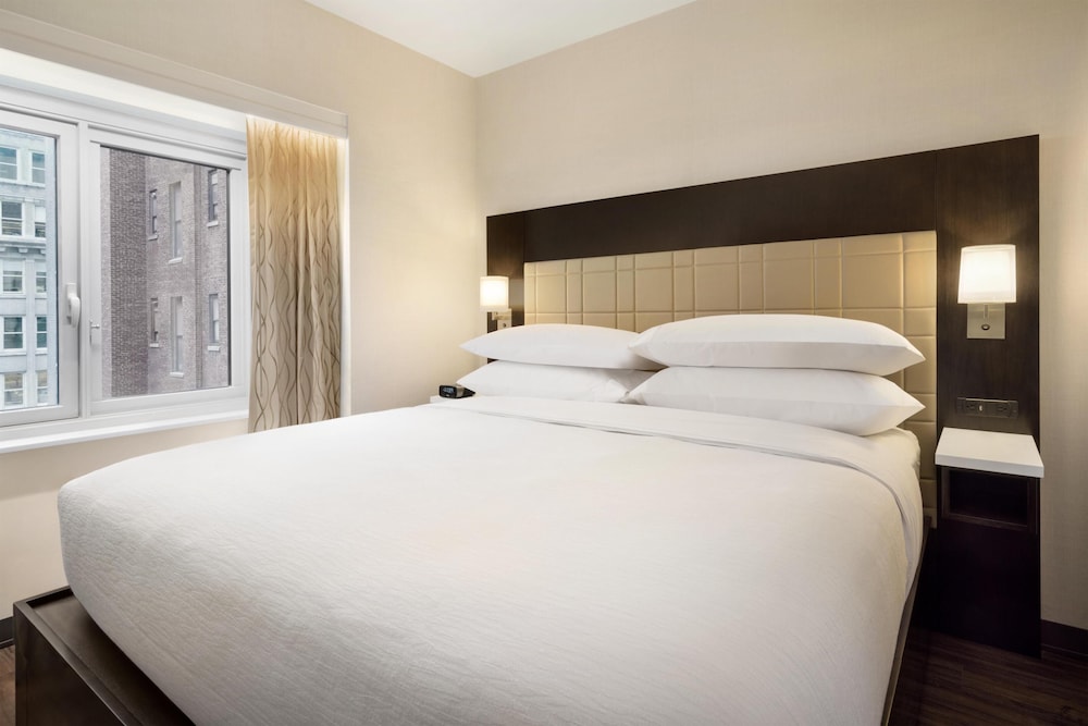 Embassy Suites by Hilton New York Manhattan Times Square — Hotel rooms in New York City, New York State