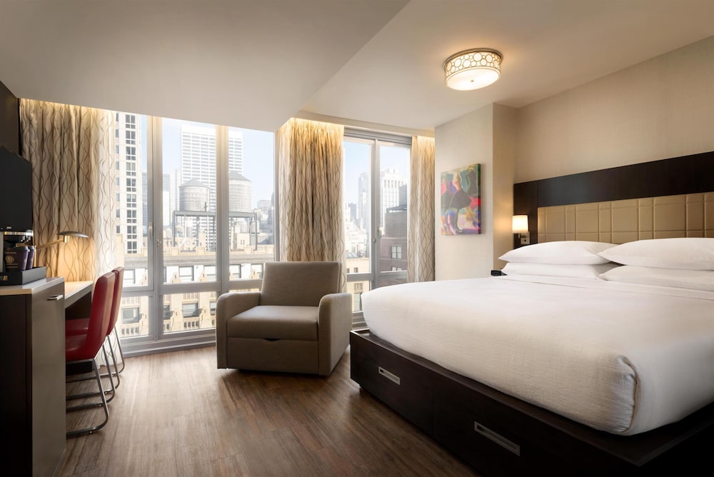 Embassy Suites by Hilton New York Manhattan Times Square — Hotel rooms in New York City, New York State