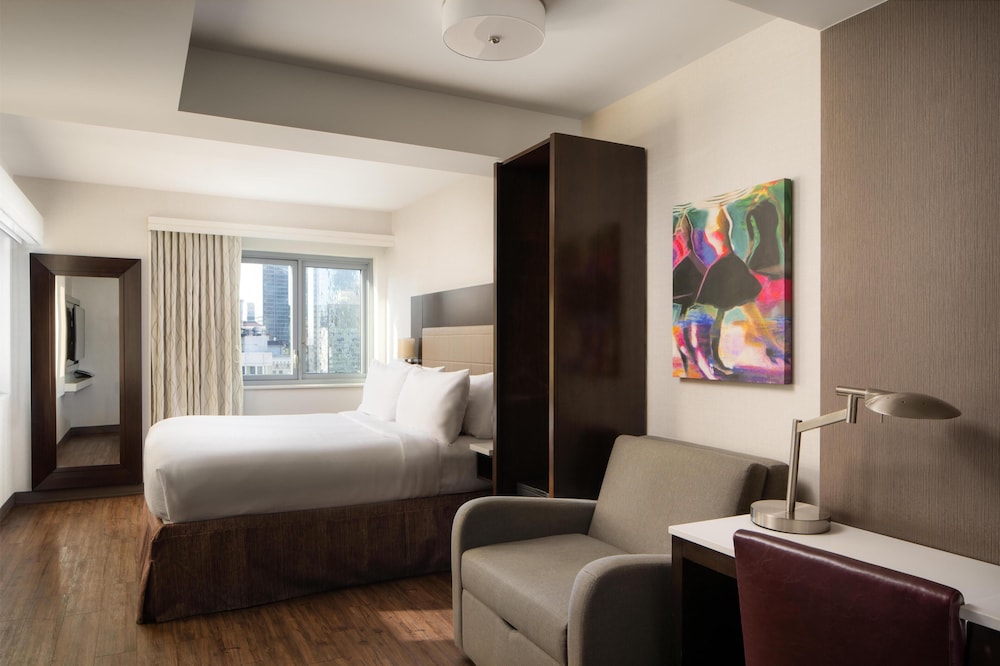Embassy Suites by Hilton New York Manhattan Times Square — Hotel rooms in New York City, New York State